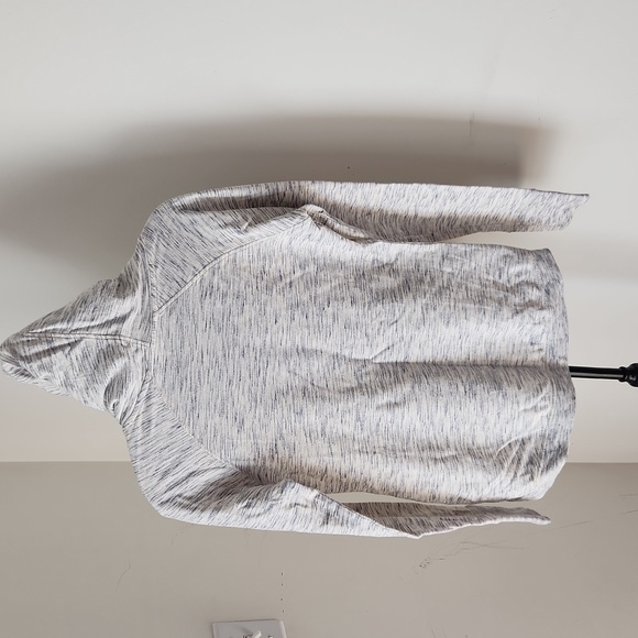 Cutter and Buck womem's NY Yankees hoodie, size xs - Picture 2 of 3